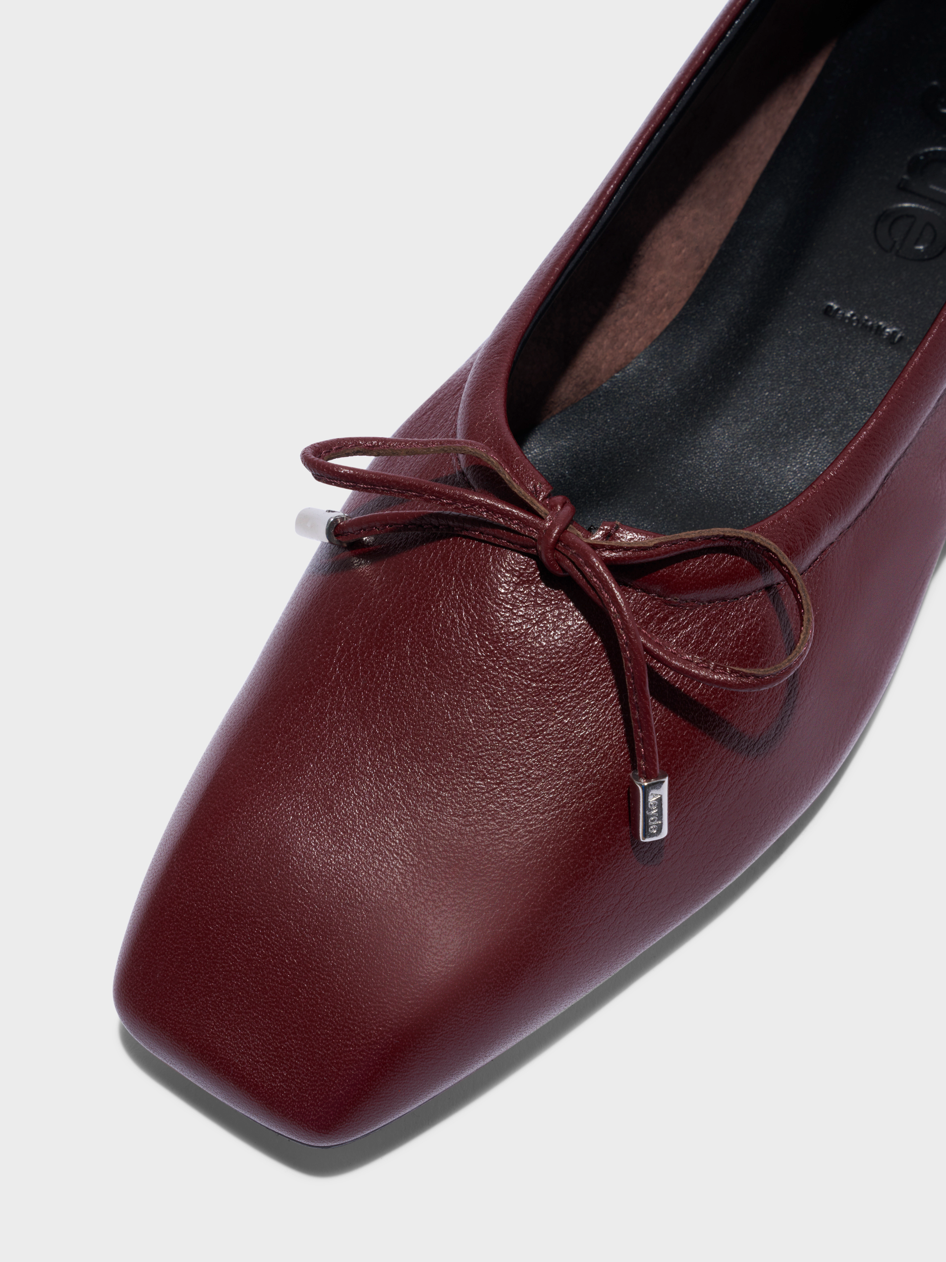 Aeyde | Nomi Glove-Fit Flats Leather Flats for Women | Port Lambskin | Square Toe | Flat Heel | Heel Details