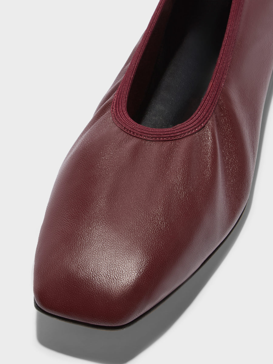 Nomi Ruched Flats