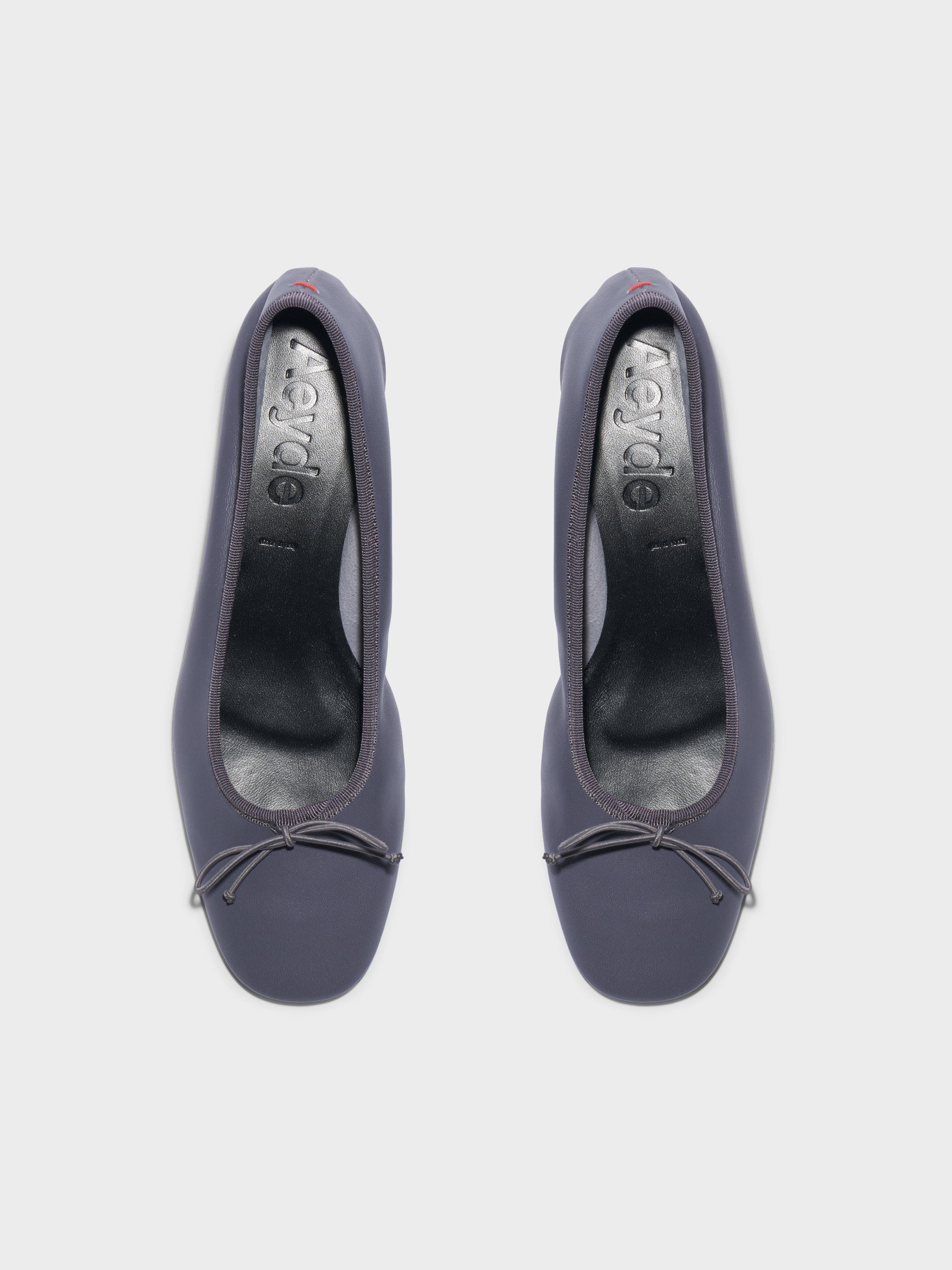 Aeyde | Onda Round-Toe Ballet Flats Leather Flats for Women | Dusty Purple Nappa | Round Toe | Low Heel | Front View