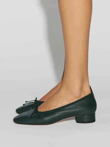Aeyde | Onda Round-Toe Ballet Flats Leather Flats for Women | Moss Nappa | Round Toe | Low Heel | How to Style