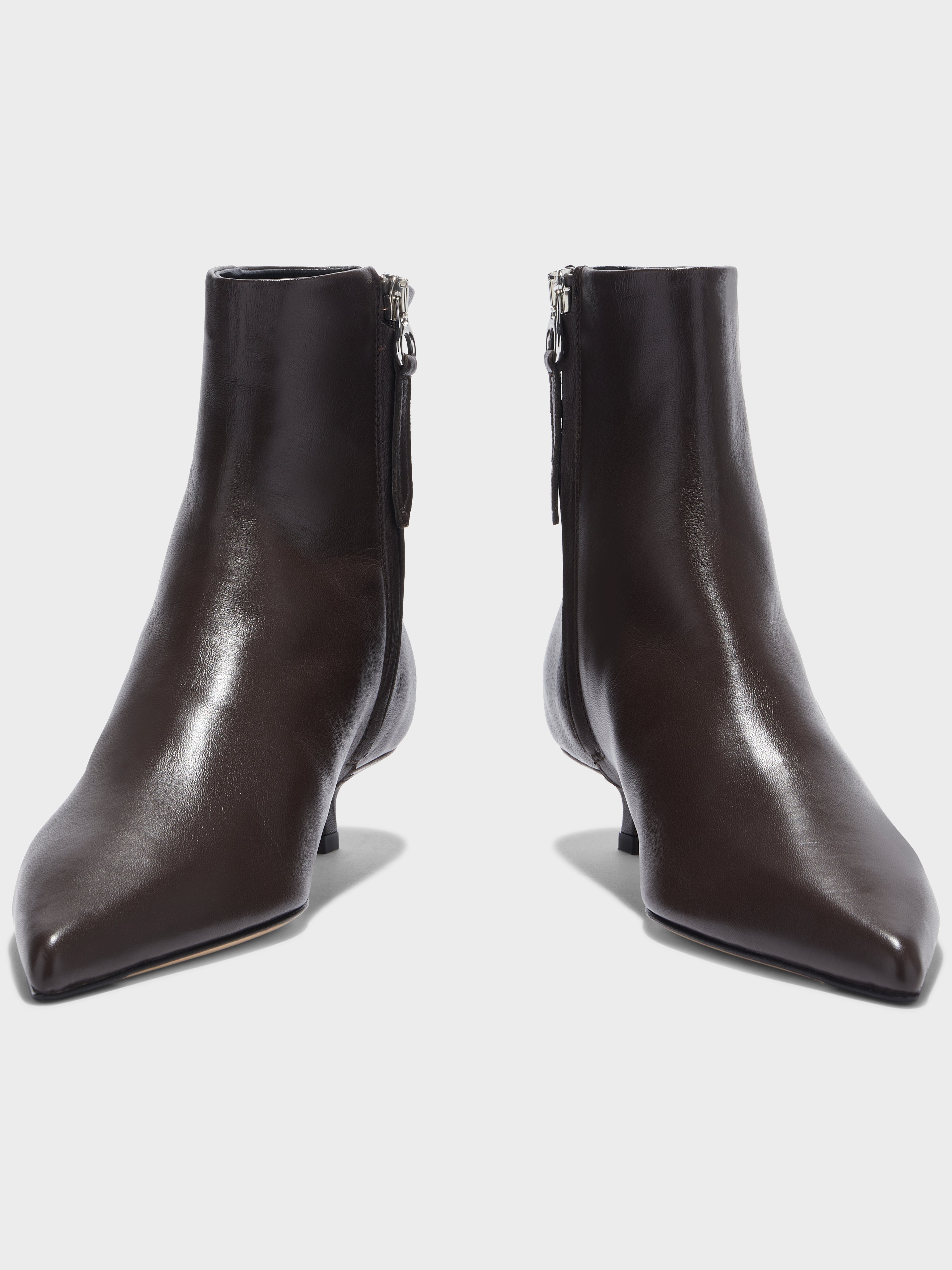 Sofie Leather Ankle Boots – Aeyde