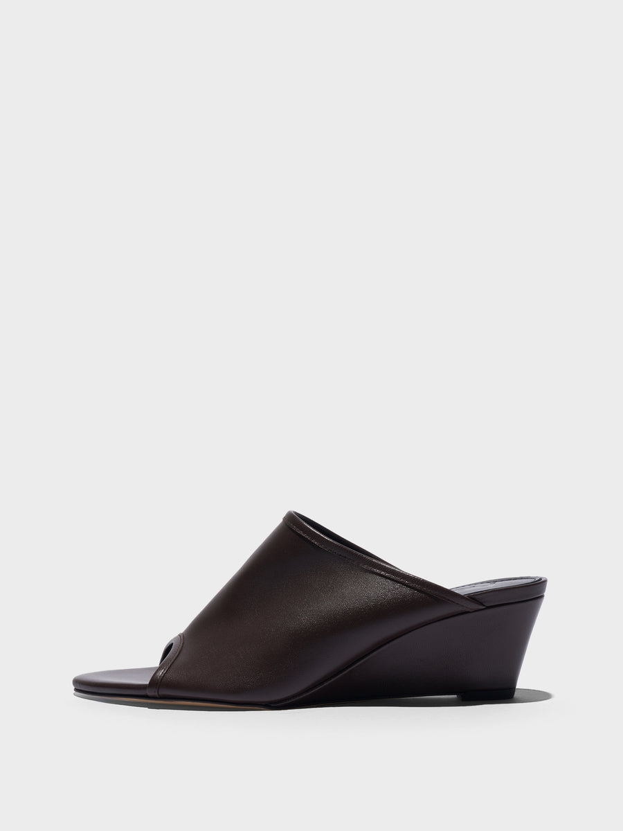 Aeyde | Suzanne Leather Heeled Sandals for Women | Moka Nappa | Round Toe | Mid Heel | Side View