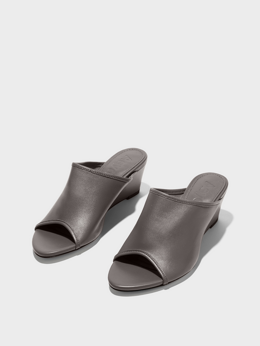Aeyde | Suzanne Wedge Sandal Leather Heeled Sandals for Women | Taupe Nappa | Round Toe | Mid Heel | On Feet