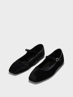 Uma Ponyhair Flats - Image 3