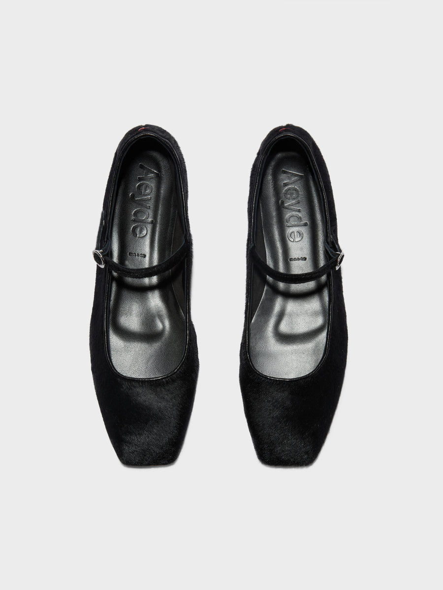 Uma Ponyhair Flats