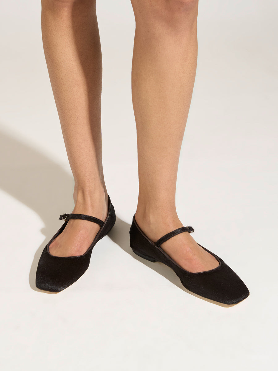 Uma Ponyhair Flats