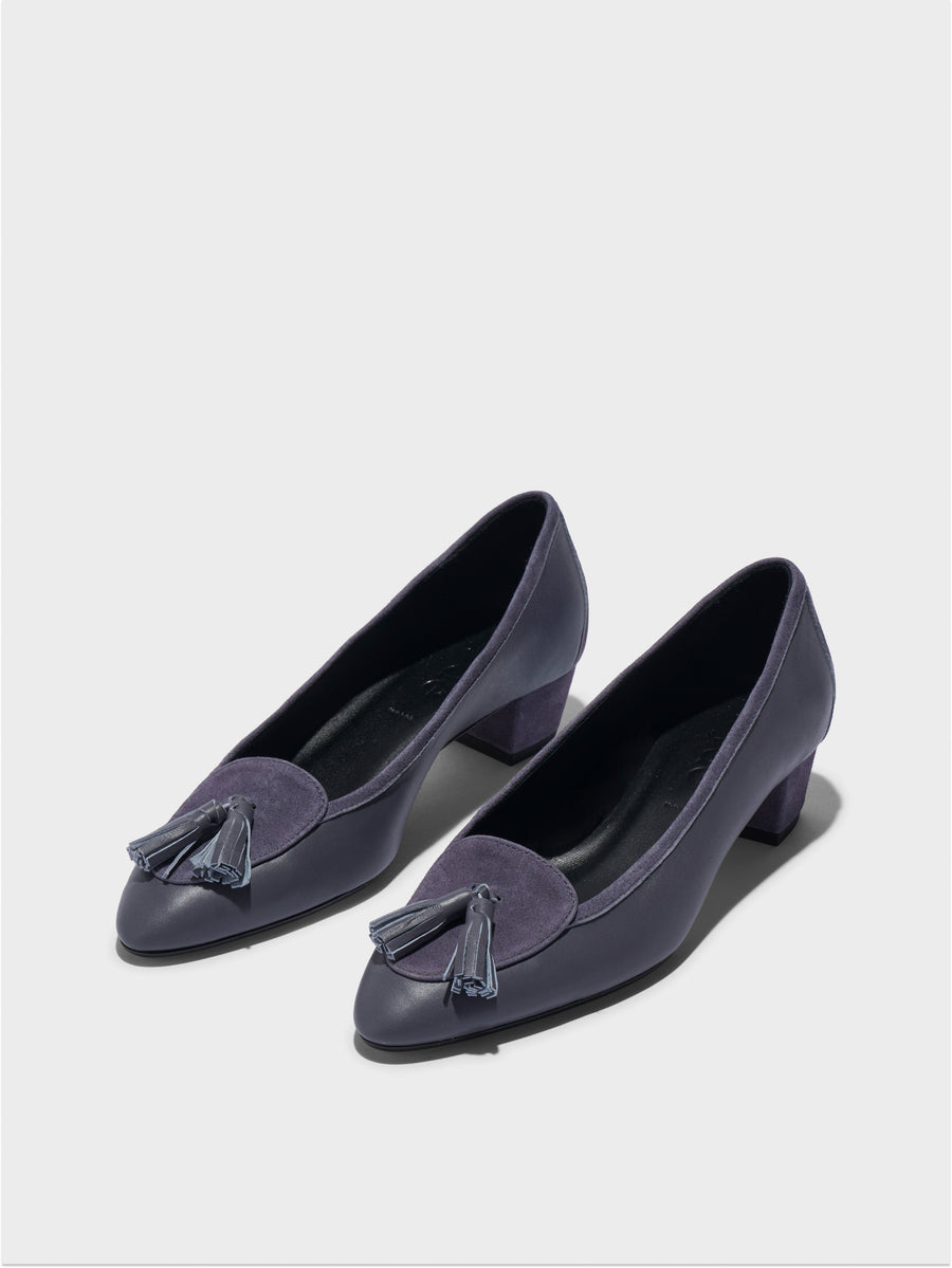 Aeyde | Valentine Tassel Pumps Leather Pumps for Women | Dusty Purple Nappa/Suede | Round Toe | Low Heel | On Feet