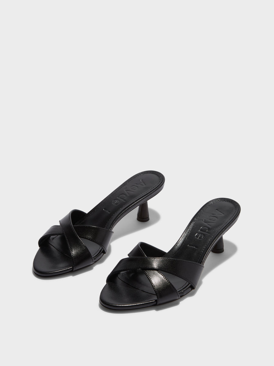Vero Leather Mules