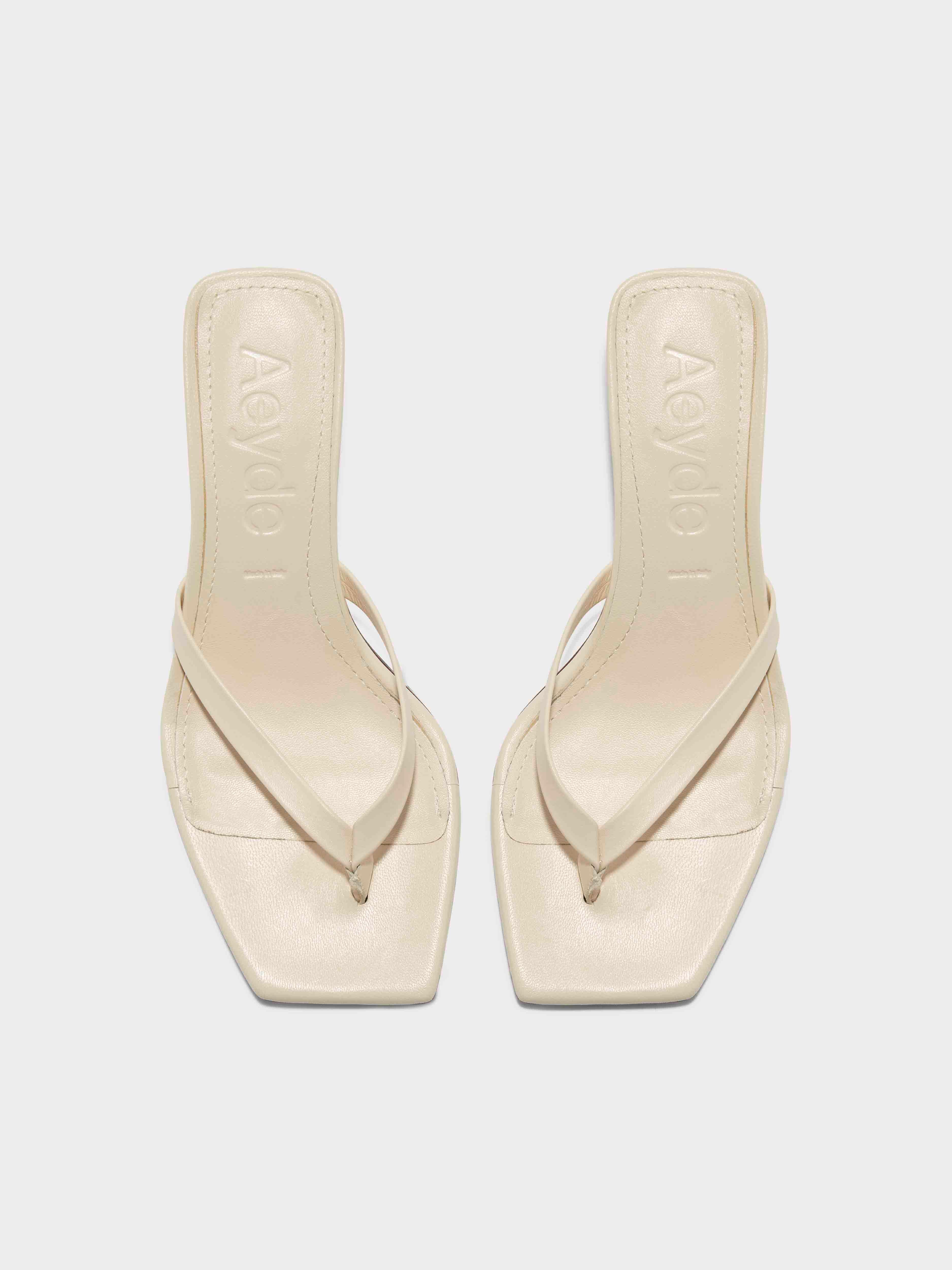 【関税込み】Aeyde ベージュ Wilma ヒールサンダル Wilma Heeled Flip Flop Sandals – Aeyde