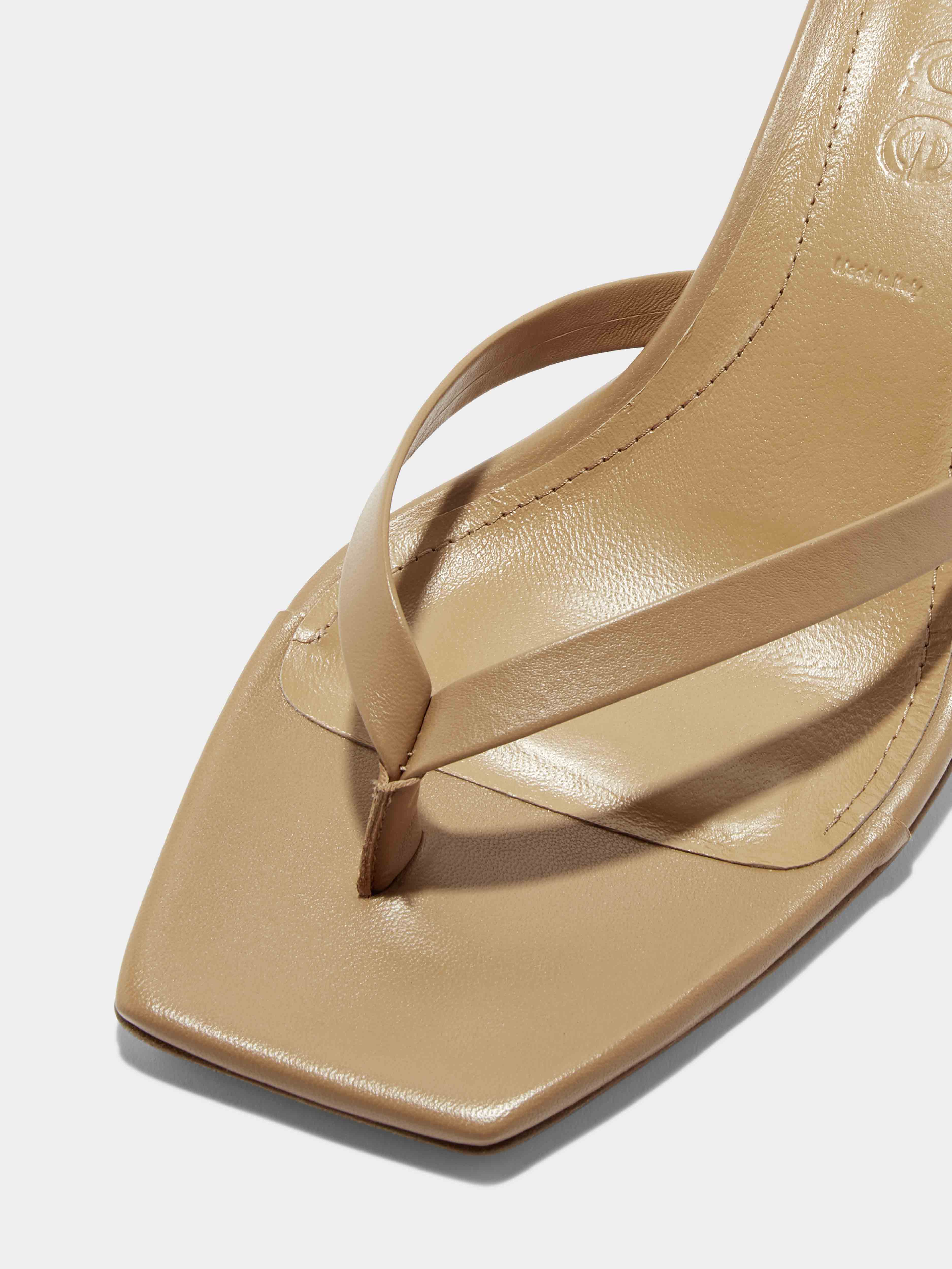 Wilma Heeled Flip Flop Sandals – Aeyde