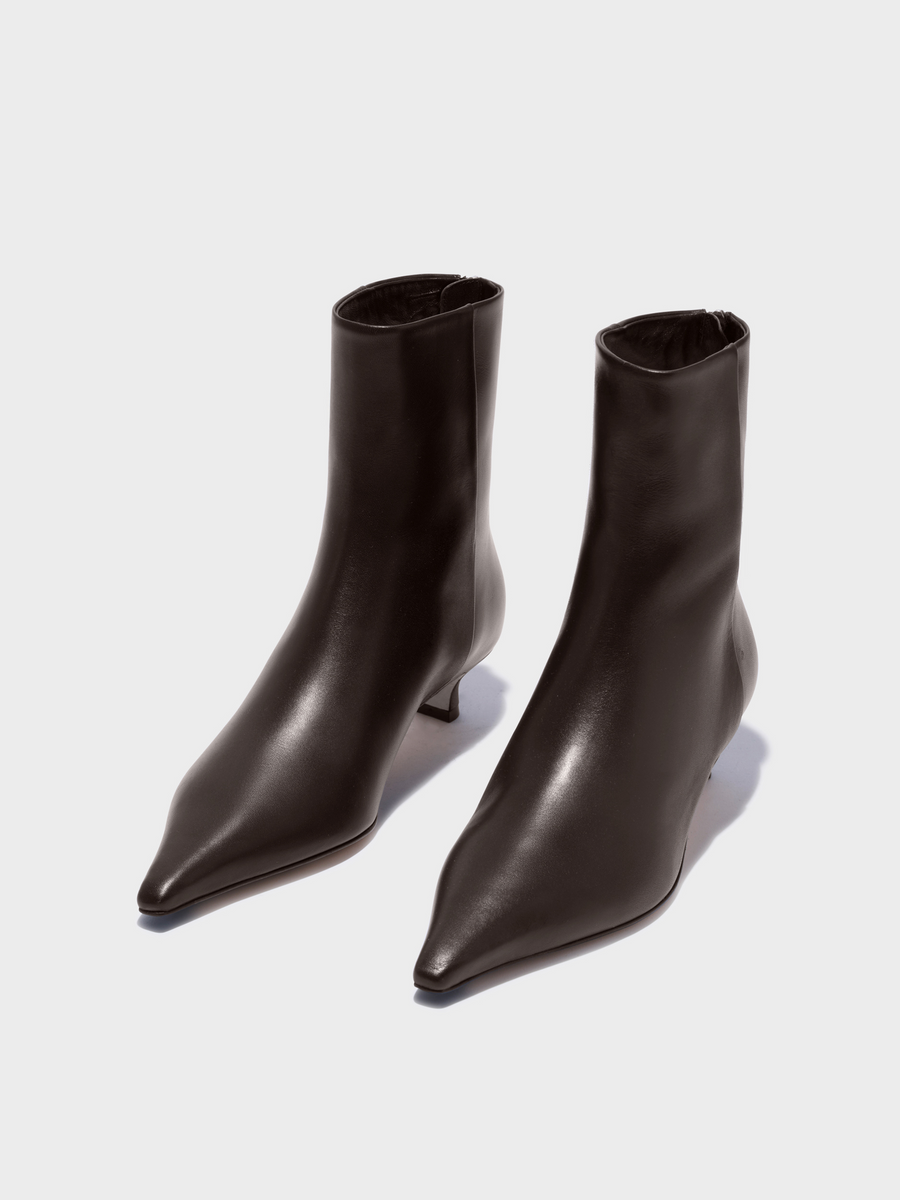 Aeyde | Zoe Leather Ankle Boots Leather Ankle Boots for Women | Moka Calf | Square Toe | High Heel | On Feet