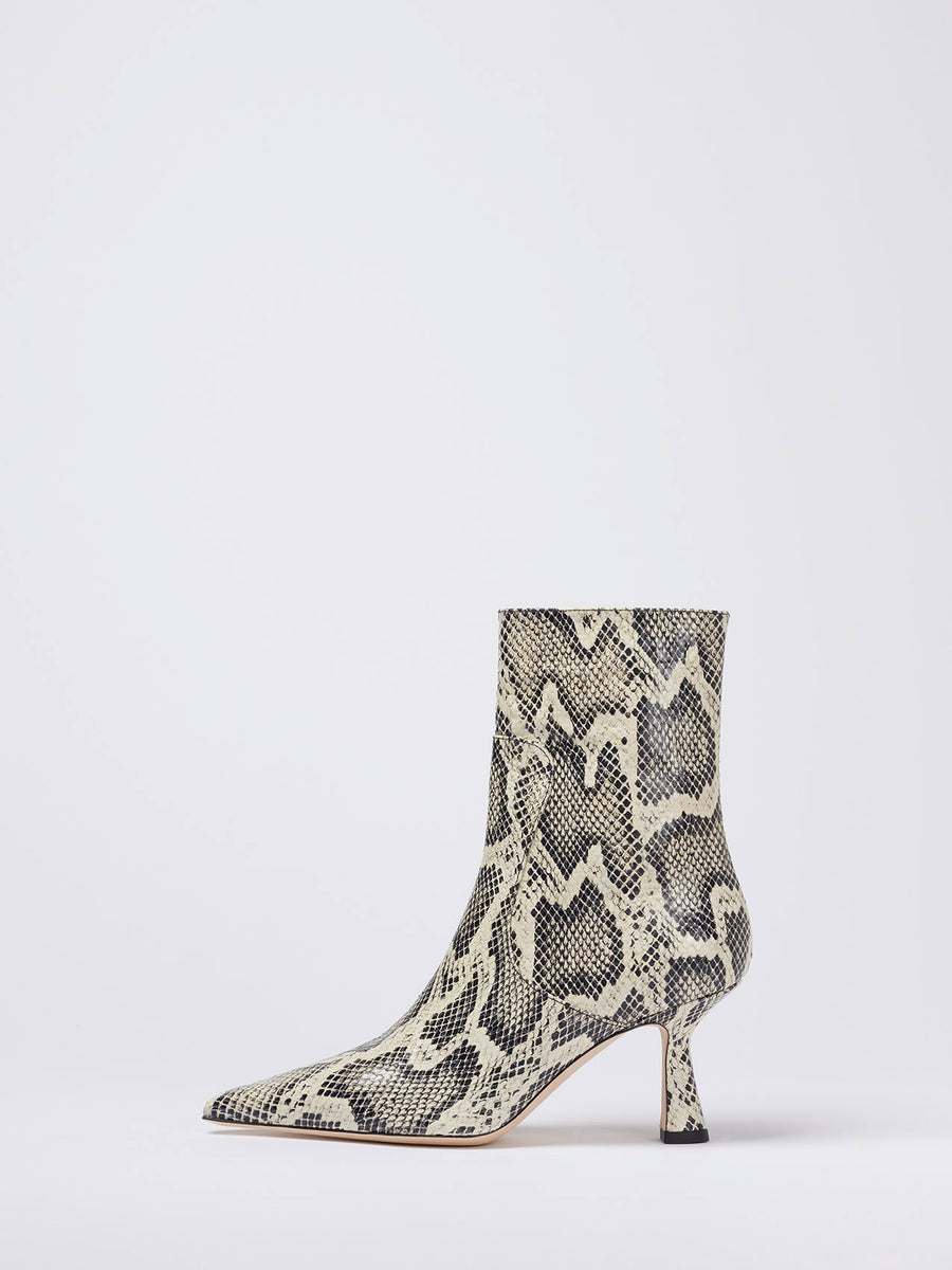 Zuri Creamy Snake
