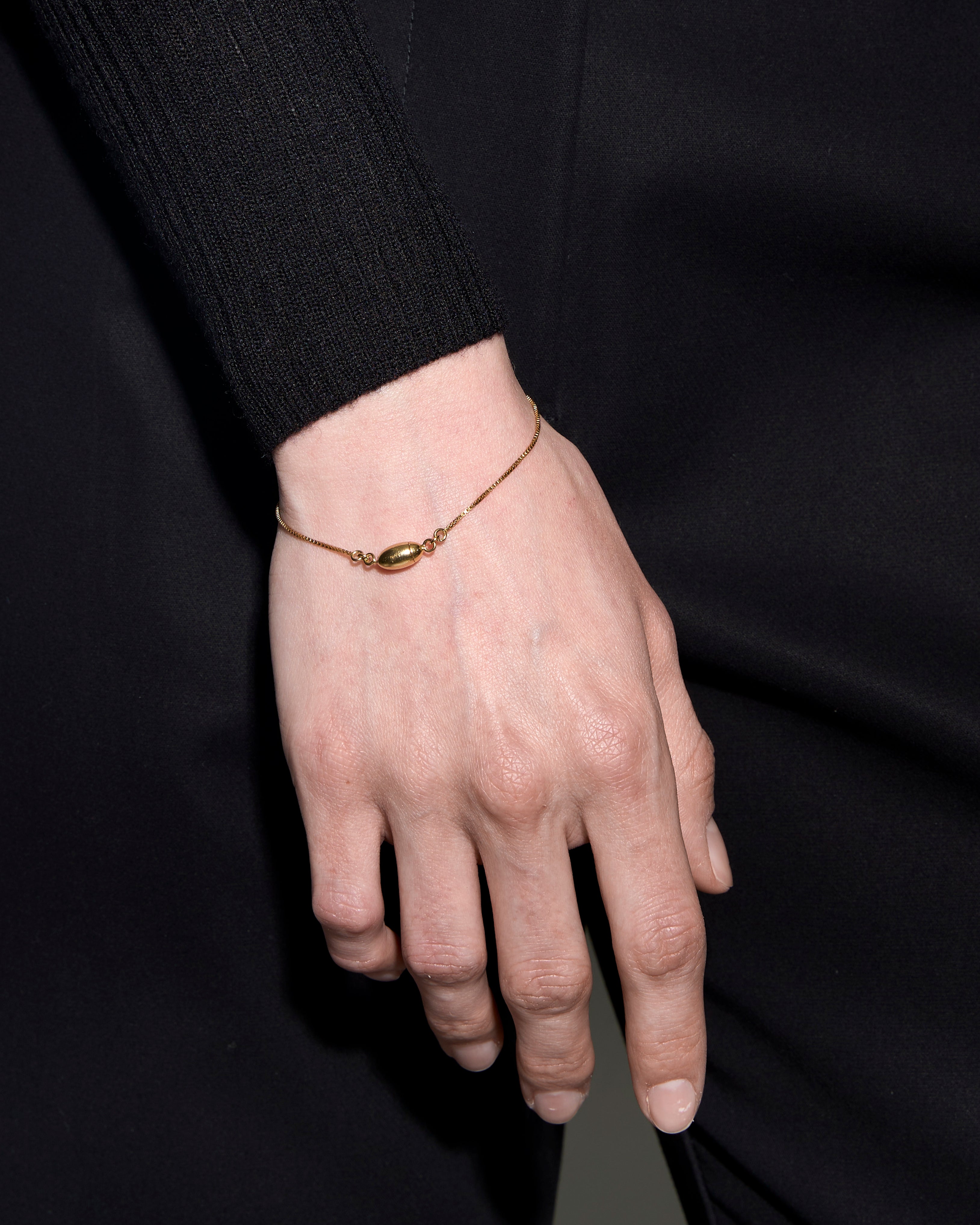 Aeyde | Sony 18kt Gold-Plated Chain Bracelet for Women | Luxury Materials | Handmade in Italy | How to Style