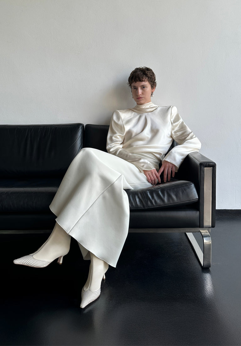 Description of the mobile image