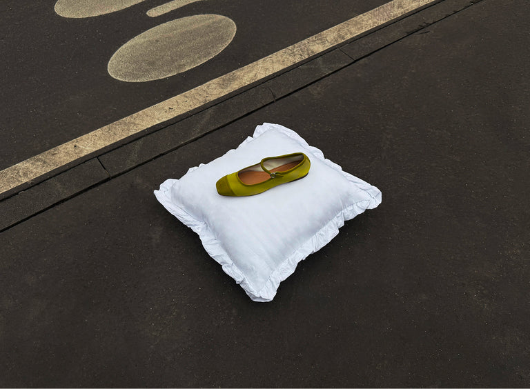 Description of the mobile image