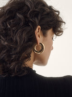 Ada Large 18kt Gold-Plated Hoop Earrings - Image 4