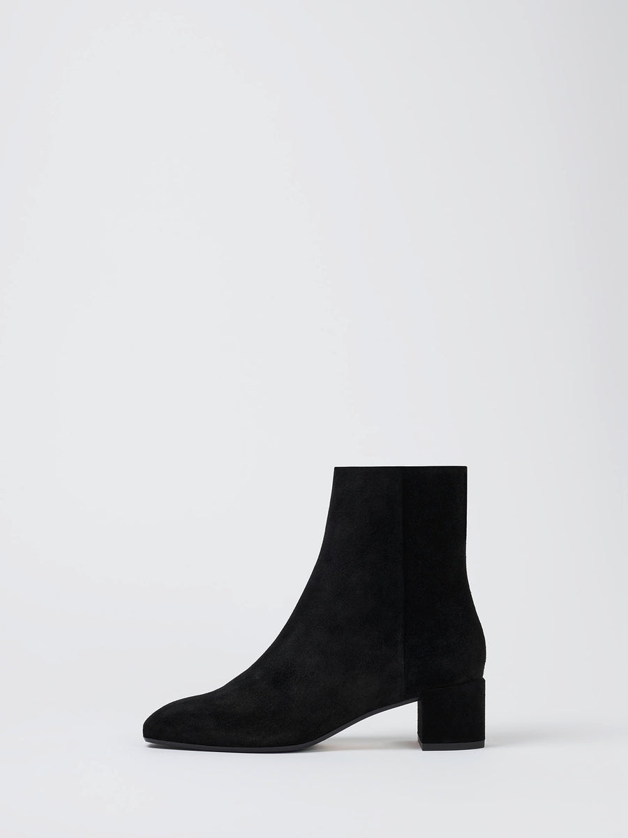 Linn Black Suede