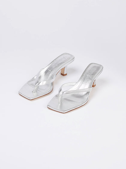 Aeyde | WILMA Silver Leather Heeled Thong Sandal