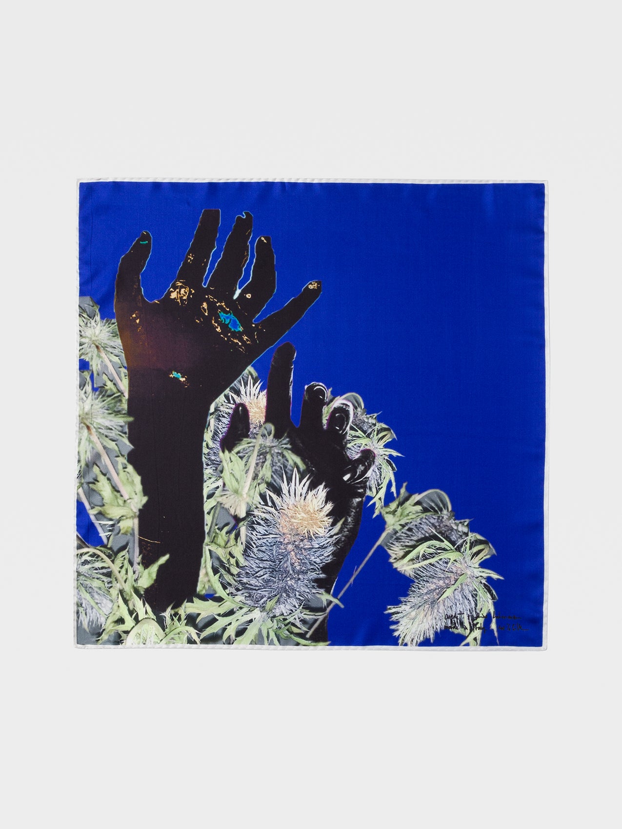 Aino Small - Image 1