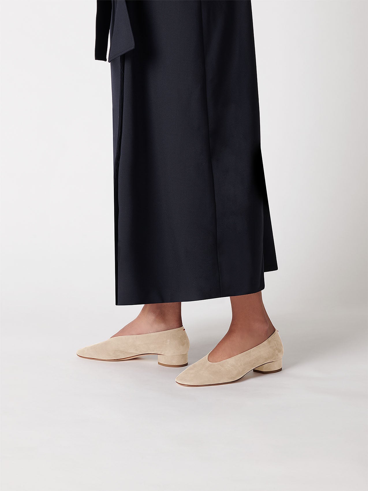 Aeyde | Delia Suede Ballet Flats Leather Flats for Women | Latte Suede | Round Toe | Low Heel | How to Style