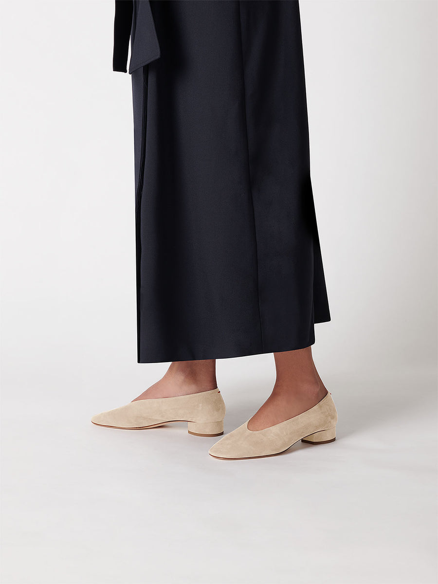 Aeyde | Delia Suede Ballet Flats Leather Flats for Women | Latte Suede | Round Toe | Low Heel | How to Style